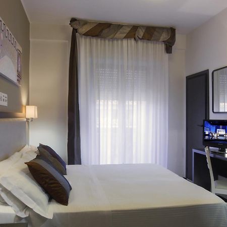 Hotel Ambassador Riccione Room photo