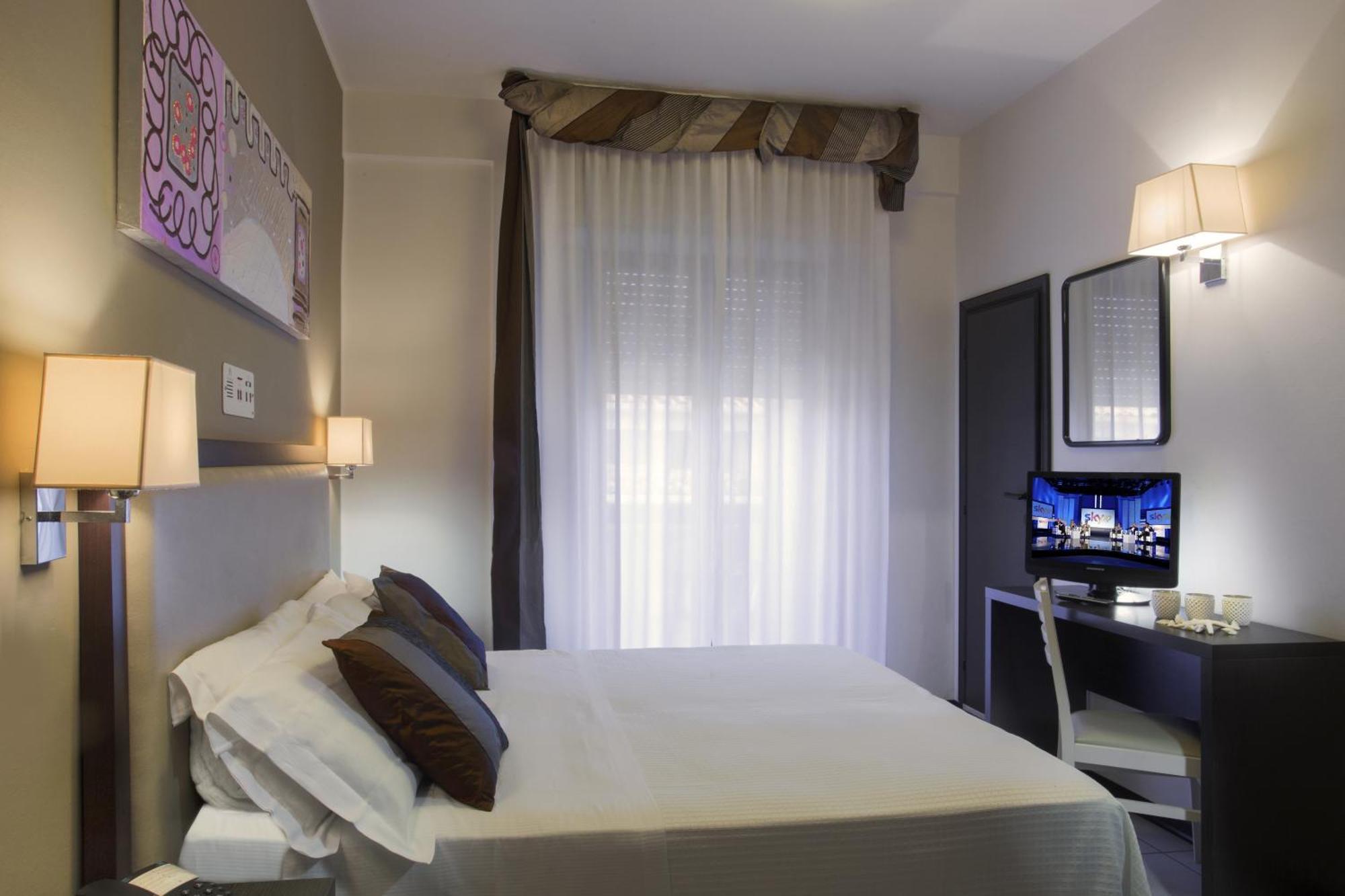 Hotel Ambassador Riccione Room photo