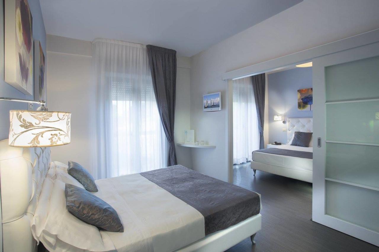 Hotel Ambassador Riccione Exterior photo